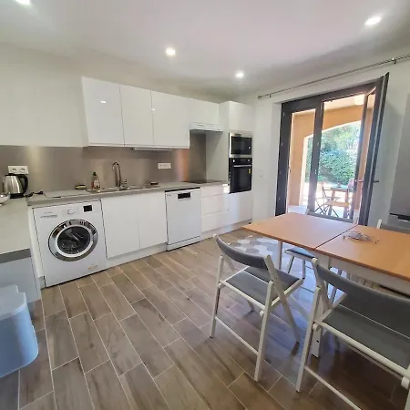 Elegant T3 Renove - Charme, Confort Et A Pied - Equipe ! Διαμέρισμα