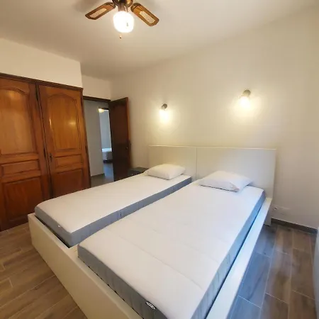 Elegant T3 Renove - Charme, Confort Et A Pied - Equipe ! Saint-Mandrier-sur-Mer