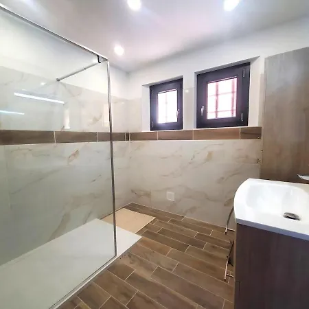Elegant T3 Renove - Charme, Confort Et A Pied - Equipe ! Διαμέρισμα *
